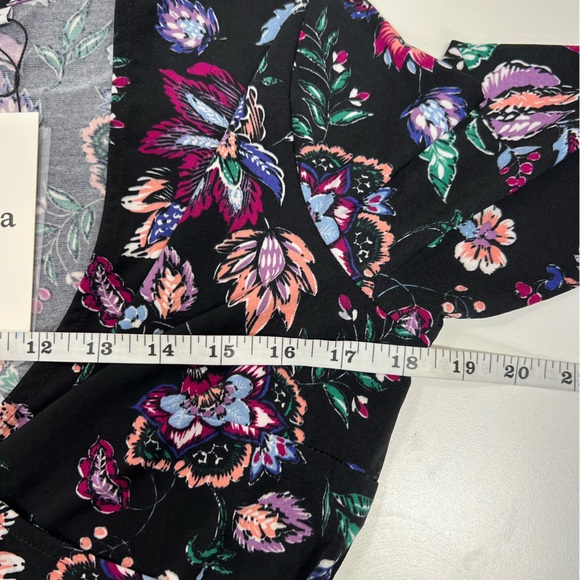 Leota Libby Faux Wrap Knit Dress Size Small New With Tags Dark Floral - Picture 10 of 13